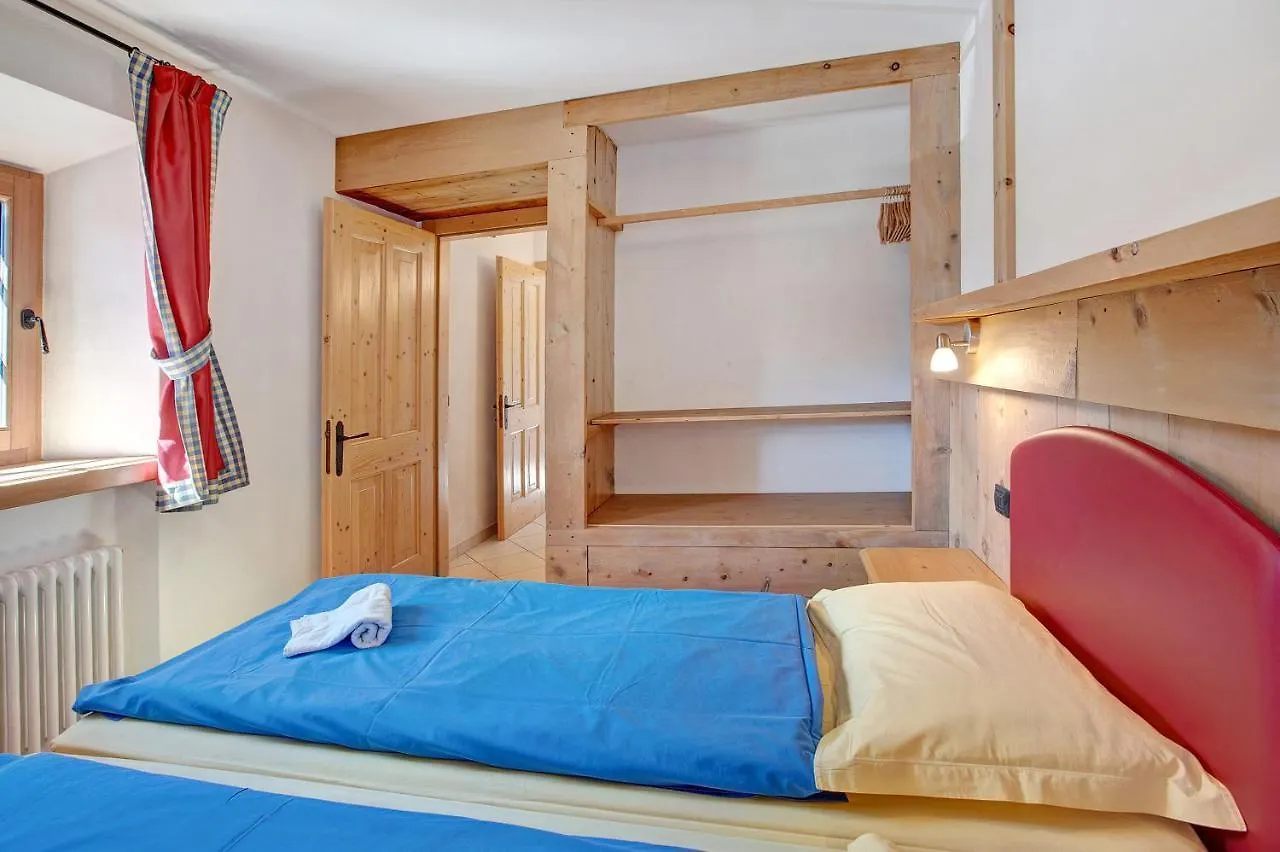 Apartment Bait Da Menin Appartamento Achillea Livigno Italy